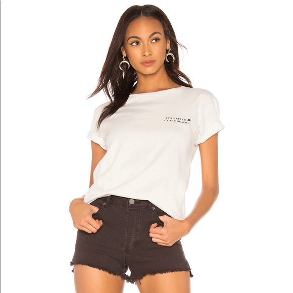 ✨Amuse Society It's Better On The Beach Tee✨ - Picture 2 of 6